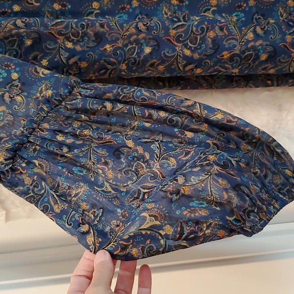 Gilli Blue long sleeve paisley print gold embellishment Med babydoll flirty - Picture 7 of 9